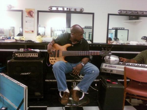 My boy Charles with the  96 Chuck rainey This Bass got tone for real
