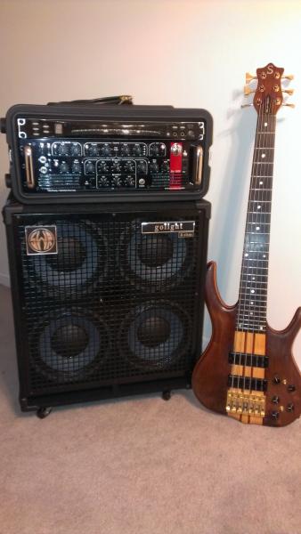 My Rig SWR SM1500 Amp with Korng D2000 Rack tuner