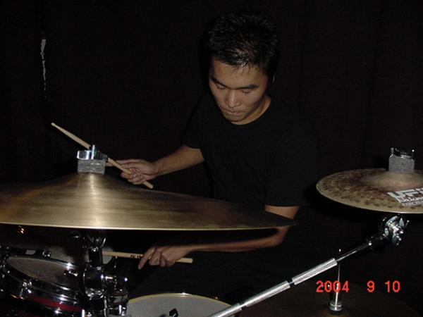 Joo - From Seoul Korea - Drums

What an amazing drummer.  You never expect this type of performance; and then he hits you with it.  Magnificent!

Photo taken in Washington DC