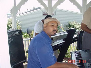 Trendle Thomas - Keyboards