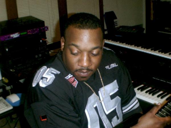 Tyrone Williams - Guitarist & Producer